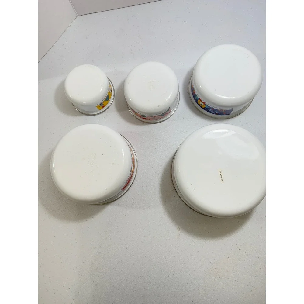 VTG 5*Christmas Enamel Nesting Bowls Set Santa Snowman Reindeer Bear‎ collection